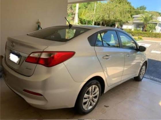 HYUNDAI HB20S 1.6 COMFORT PLUS 16V FLEX 4P AUTOMÁTICO
